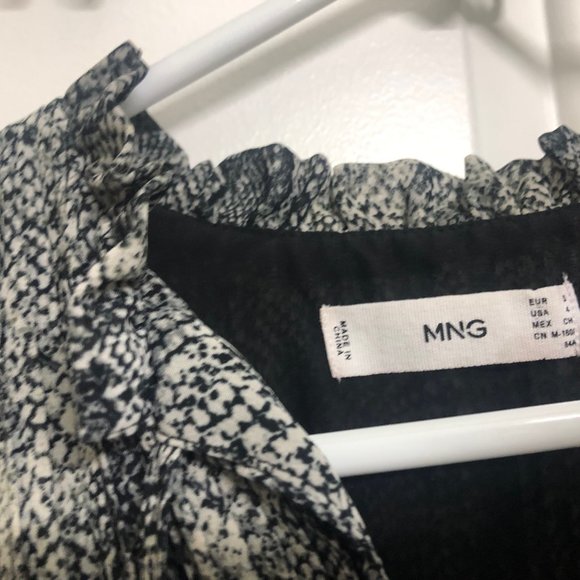 Mango Printed pleated blouse - Size 4 - Picture 12 of 16